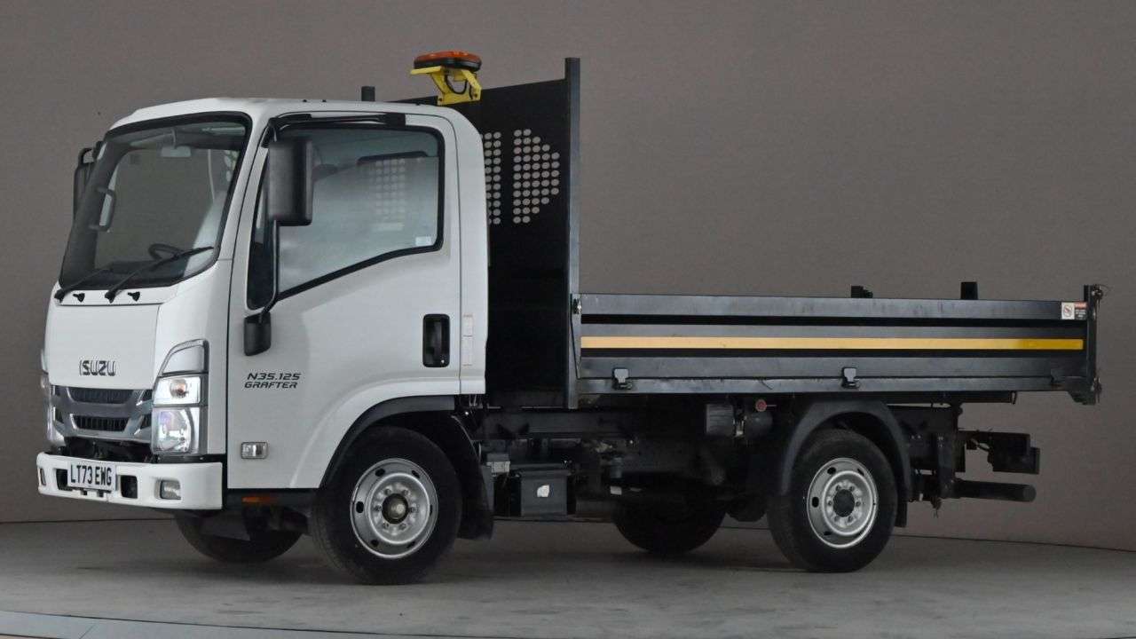 A 2023 ISUZU GRAFTER 1.9D N35 Green Tipper 2dr Diesel Manual RWD SWB Euro 6 (SRW) (125 ps) A 2023 ISUZU GRAFTER 1.9D N35 Green Tipper 2dr Diesel Manual RWD SWB Euro 6 (SRW) (125 ps)
