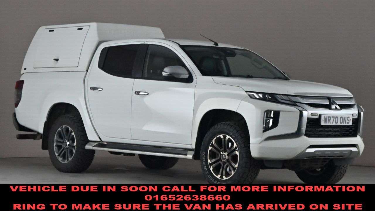 A 2020 MITSUBISHI L200 2.2 DI-D DC Barbarian Pickup Double Cab 4dr Diesel Auto 4WD Euro 6 (s/s) (1 A 2020 MITSUBISHI L200 2.2 DI-D DC Barbarian Pickup Double Cab 4dr Diesel Auto 4WD Euro 6 (s/s) (1