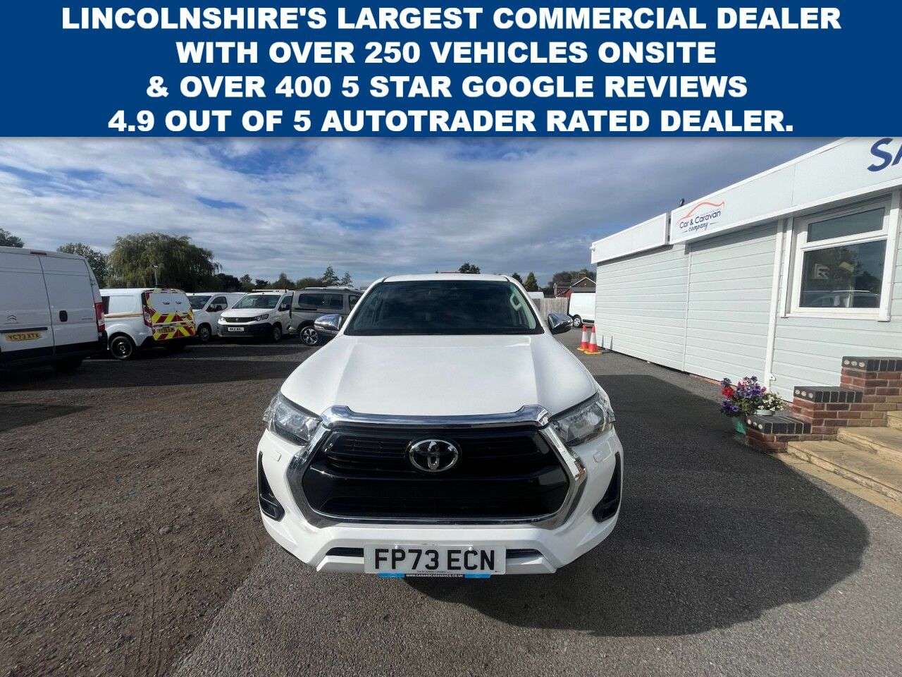 A 2023 TOYOTA HI-LUX 2.4 D-4D Icon Pickup Double Cab 4dr Diesel Manual 4WD Euro 6 (s/s) (150 ps) A 2023 TOYOTA HI-LUX 2.4 D-4D Icon Pickup Double Cab 4dr Diesel Manual 4WD Euro 6 (s/s) (150 ps)