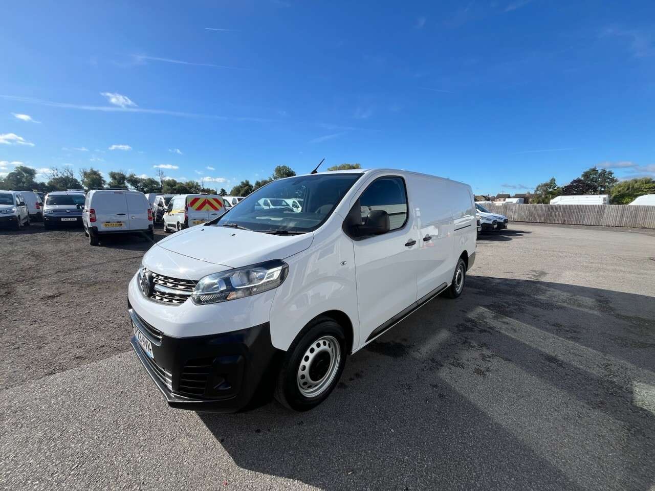 A 2023 VAUXHALL VIVARO 1.5 Turbo D 2900 Prime Panel Van 6dr Diesel Manual L2 H1 Euro 6 (s/s) (100 A 2023 VAUXHALL VIVARO 1.5 Turbo D 2900 Prime Panel Van 6dr Diesel Manual L2 H1 Euro 6 (s/s) (100