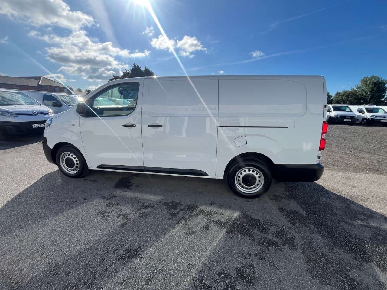 2023 VAUXHALL VIVARO 2023 VAUXHALL VIVARO