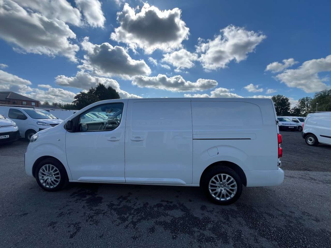 2023 VAUXHALL VIVARO 2023 VAUXHALL VIVARO
