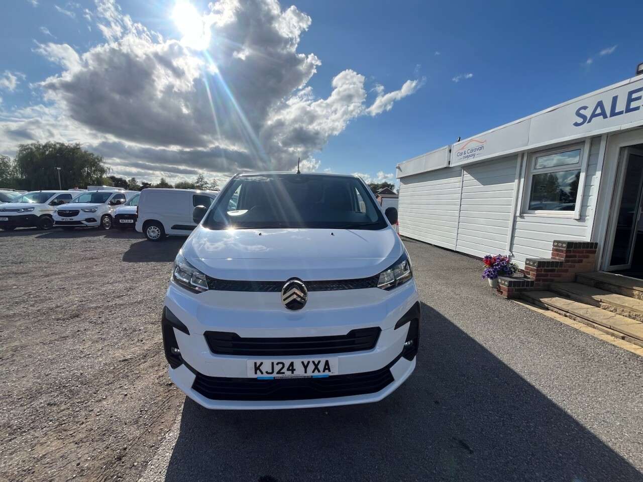 A 2024 CITROEN DISPATCH 1.5 BlueHDi Driver XL Panel Van 6dr Diesel Manual LWB Euro 6 (s/s) (120 ps) A 2024 CITROEN DISPATCH 1.5 BlueHDi Driver XL Panel Van 6dr Diesel Manual LWB Euro 6 (s/s) (120 ps)