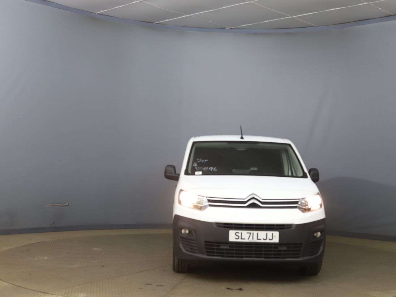 A 2021 CITROEN BERLINGO 1.5 BlueHDi 650 Enterprise M Pro Panel Van 5dr Diesel Manual SWB Euro 6 (75 A 2021 CITROEN BERLINGO 1.5 BlueHDi 650 Enterprise M Pro Panel Van 5dr Diesel Manual SWB Euro 6 (75