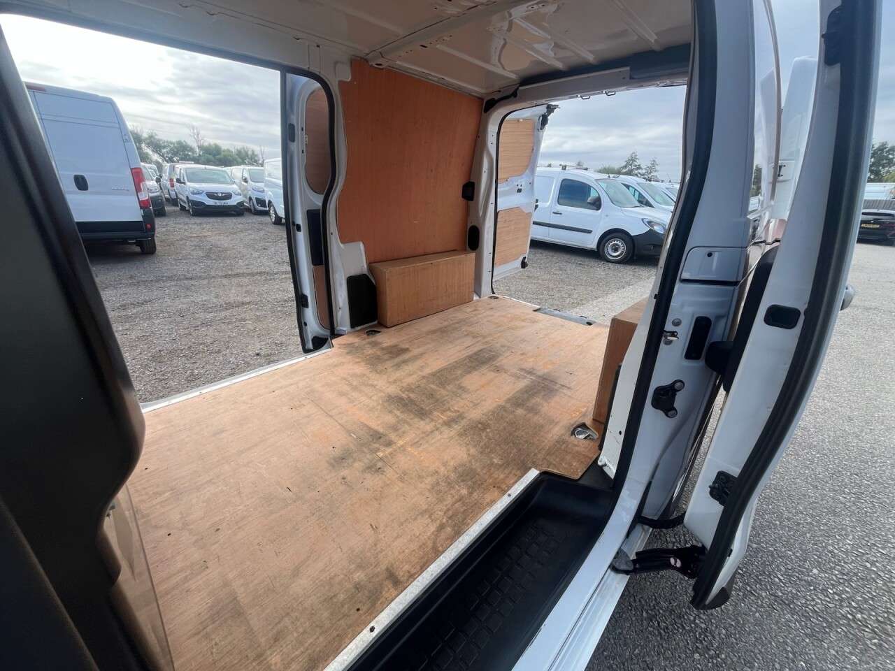 2023 PEUGEOT EXPERT 2023 PEUGEOT EXPERT