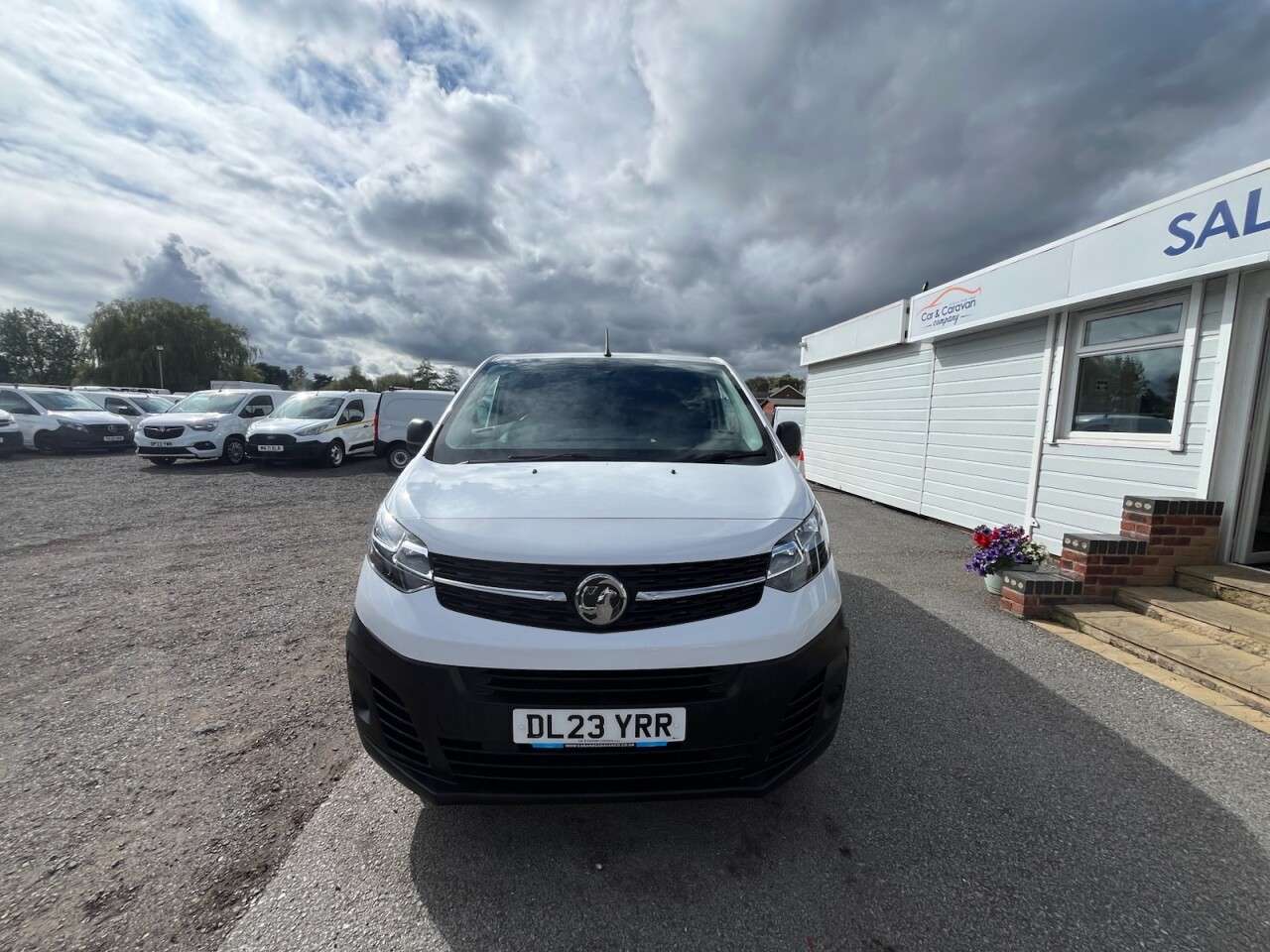 A 2023 VAUXHALL VIVARO 1.5 Turbo D 2900 Prime Panel Van 6dr Diesel Manual L1 H1 Euro 6 (s/s) (100 A 2023 VAUXHALL VIVARO 1.5 Turbo D 2900 Prime Panel Van 6dr Diesel Manual L1 H1 Euro 6 (s/s) (100