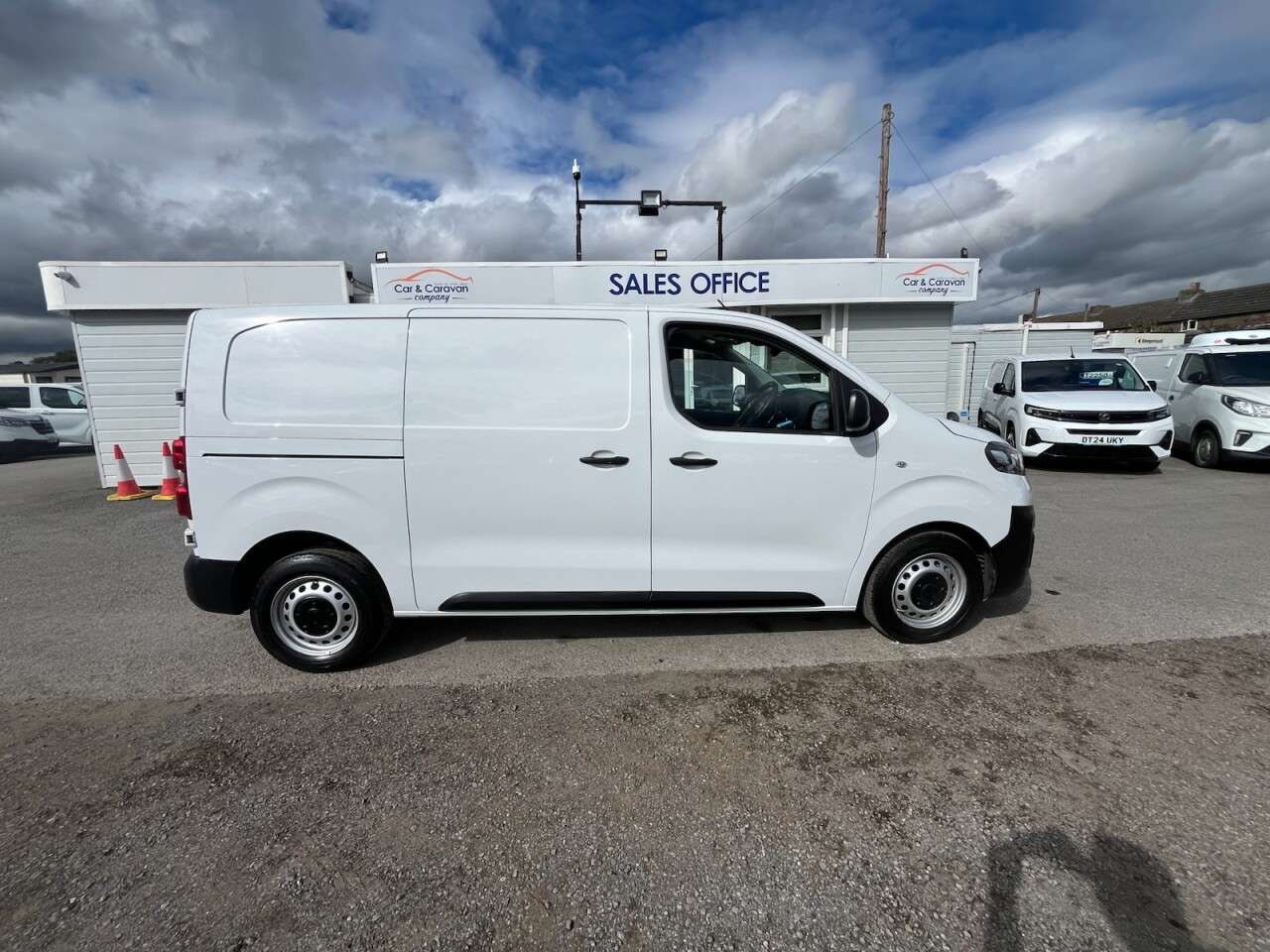 2023 VAUXHALL VIVARO 2023 VAUXHALL VIVARO