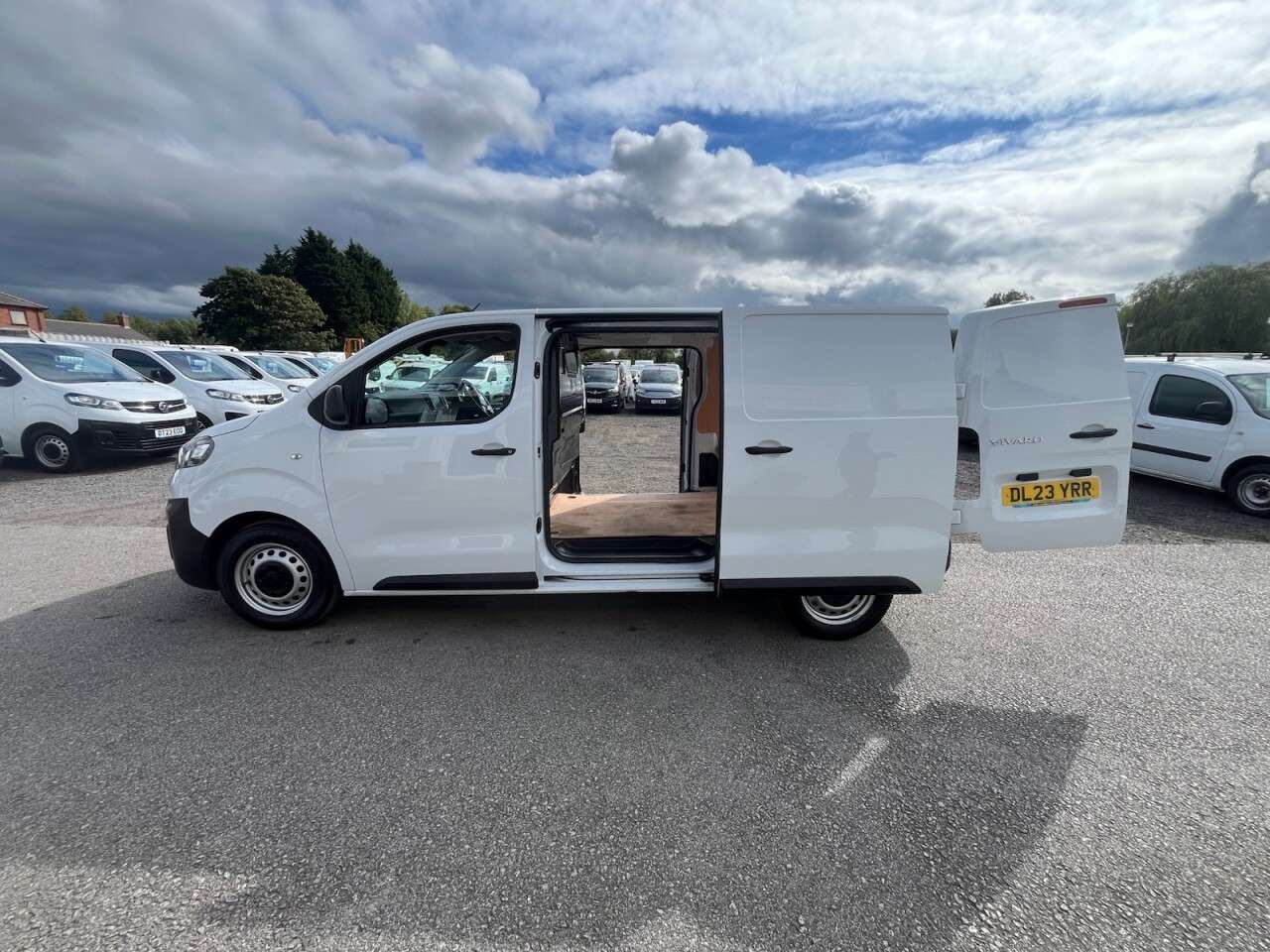 2023 VAUXHALL VIVARO 2023 VAUXHALL VIVARO