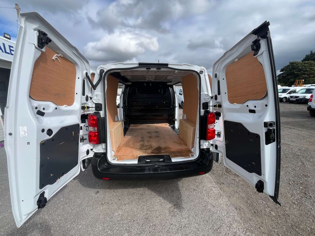 2023 VAUXHALL VIVARO 2023 VAUXHALL VIVARO