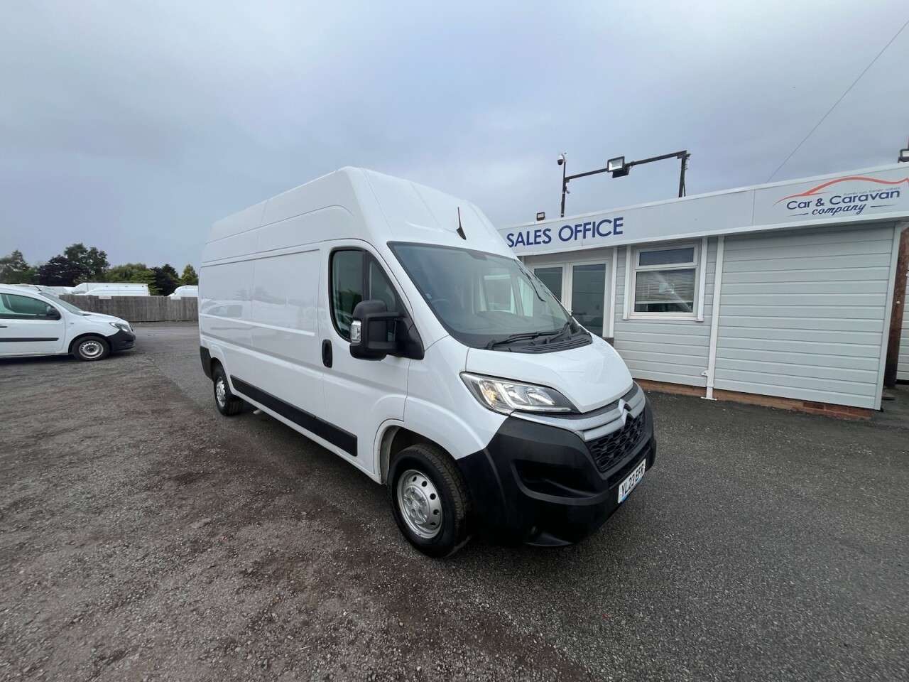 A 2023 CITROEN RELAY 2.2 BlueHDi 35 Enterprise Edition Panel Van 5dr Diesel Manual L3 Extra High A 2023 CITROEN RELAY 2.2 BlueHDi 35 Enterprise Edition Panel Van 5dr Diesel Manual L3 Extra High