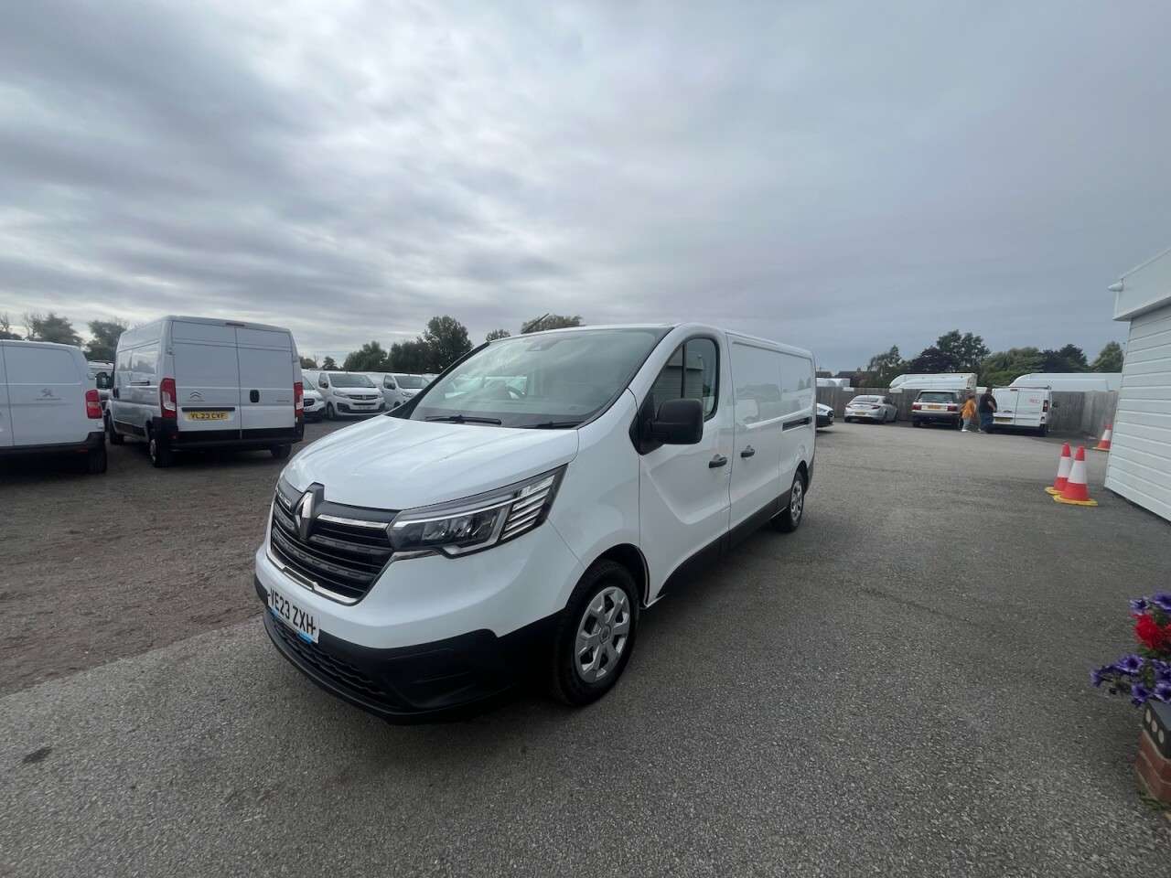 2023 RENAULT TRAFIC 2023 RENAULT TRAFIC