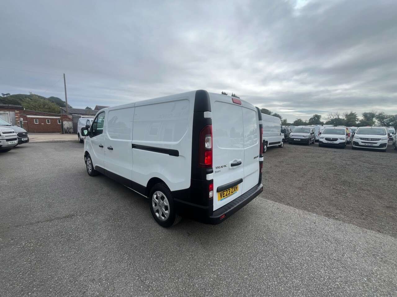 2023 RENAULT TRAFIC 2023 RENAULT TRAFIC