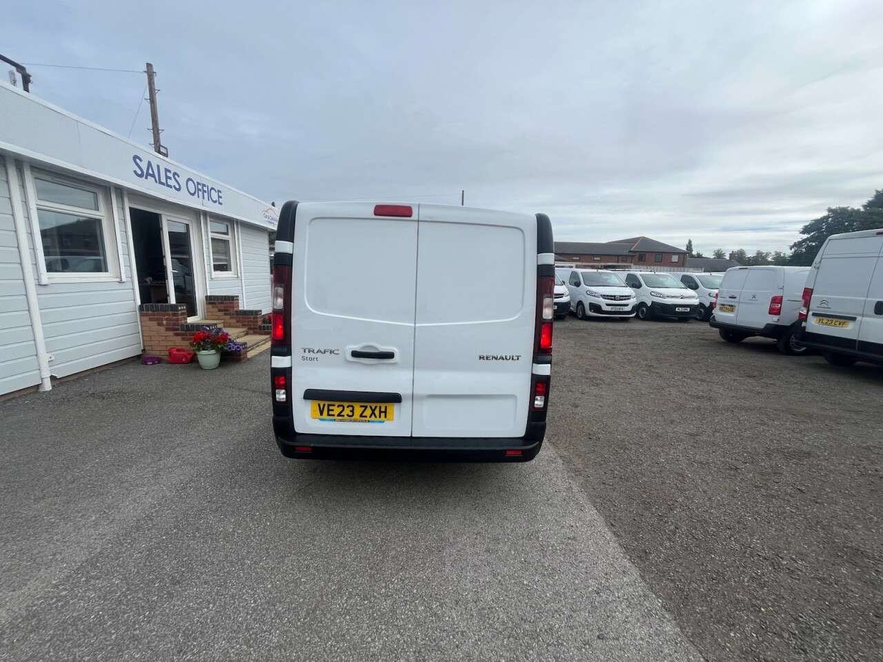2023 RENAULT TRAFIC 2023 RENAULT TRAFIC