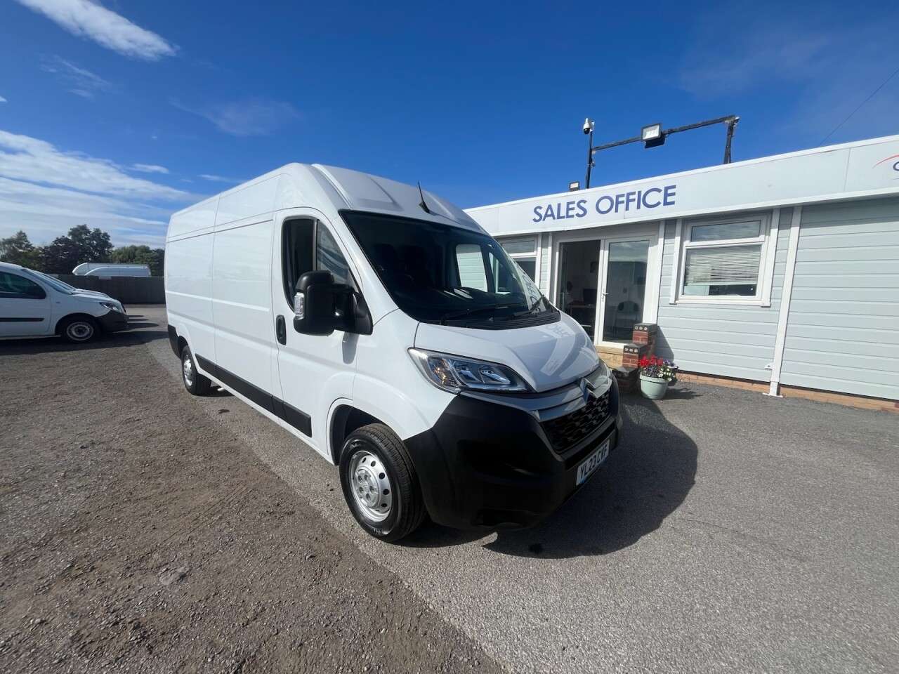 A 2023 CITROEN RELAY 2.2 BlueHDi 35 Enterprise Edition Panel Van 5dr Diesel Manual L3 High Roof A 2023 CITROEN RELAY 2.2 BlueHDi 35 Enterprise Edition Panel Van 5dr Diesel Manual L3 High Roof