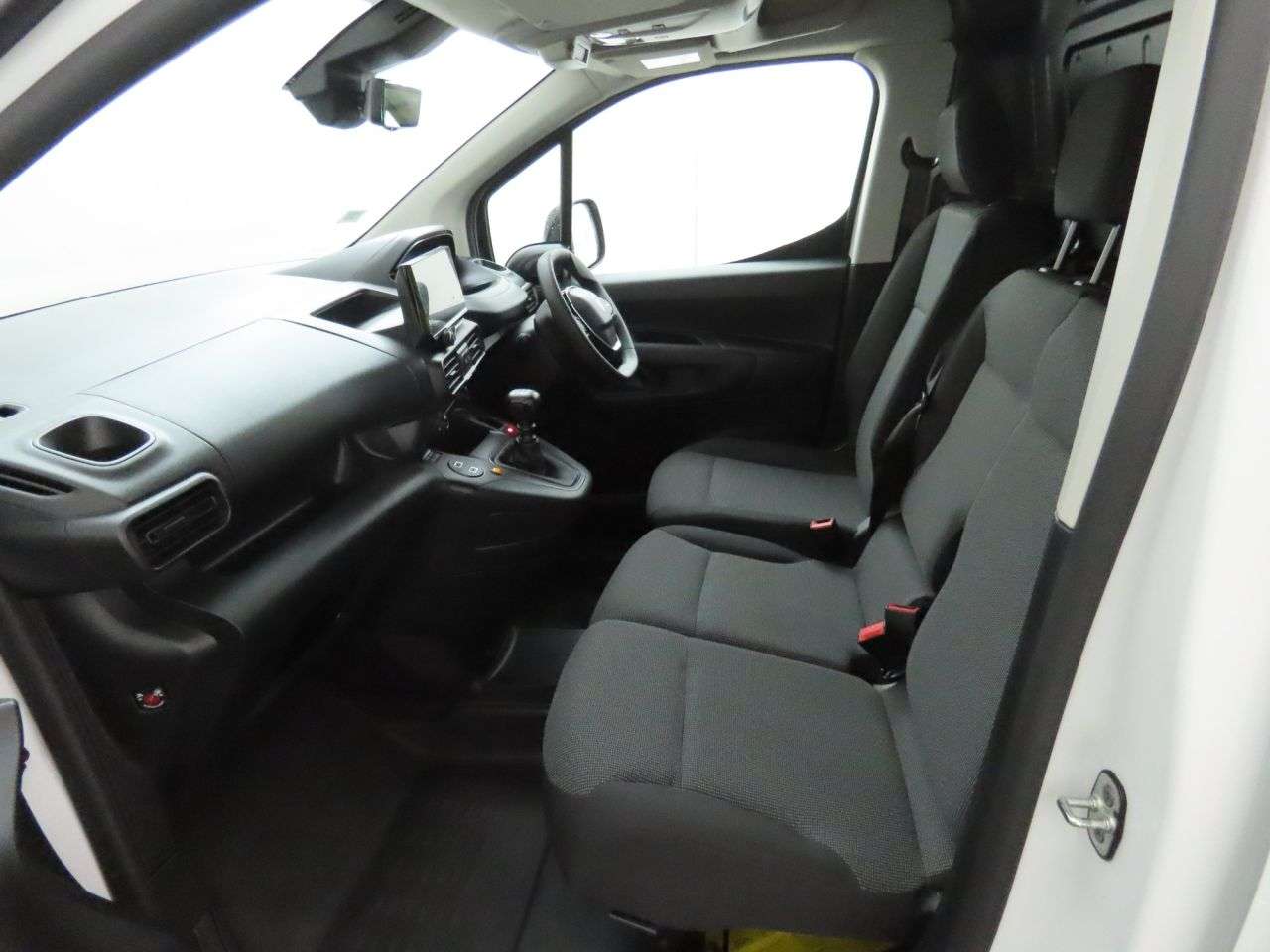 2024 PEUGEOT PARTNER 2024 PEUGEOT PARTNER