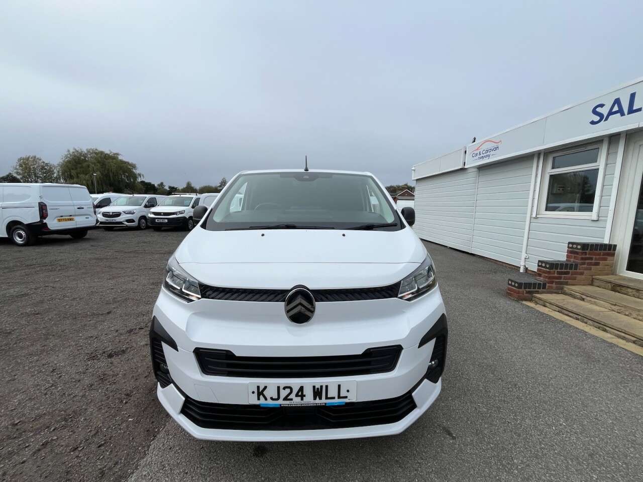 A 2024 CITROEN DISPATCH 1.5 BlueHDi Driver XL Panel Van 6dr Diesel Manual LWB Euro 6 (s/s) (120 ps) A 2024 CITROEN DISPATCH 1.5 BlueHDi Driver XL Panel Van 6dr Diesel Manual LWB Euro 6 (s/s) (120 ps)