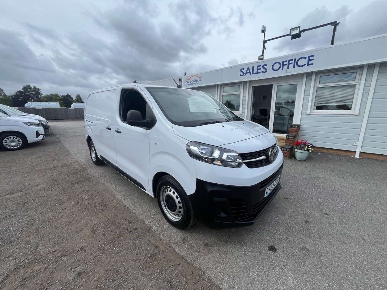 A 2023 VAUXHALL VIVARO 1.5 Turbo D 2900 Prime Panel Van 6dr Diesel Manual L1 H1 Euro 6 (s/s) (100 A 2023 VAUXHALL VIVARO 1.5 Turbo D 2900 Prime Panel Van 6dr Diesel Manual L1 H1 Euro 6 (s/s) (100