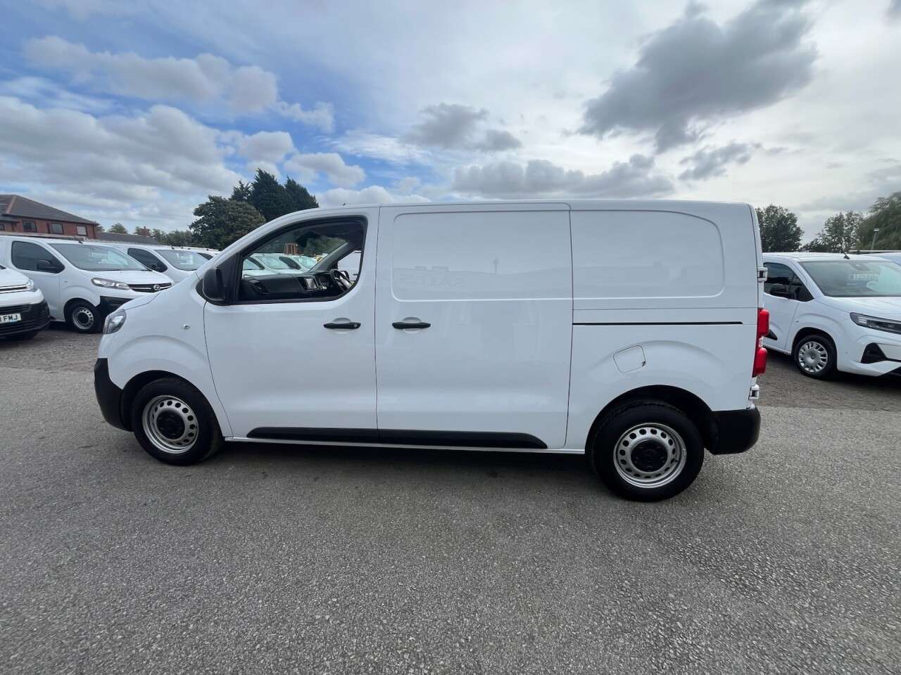 2023 VAUXHALL VIVARO 2023 VAUXHALL VIVARO