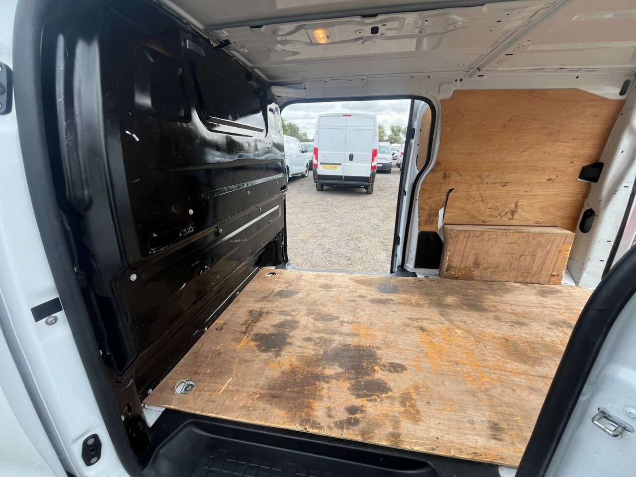 2023 VAUXHALL VIVARO 2023 VAUXHALL VIVARO