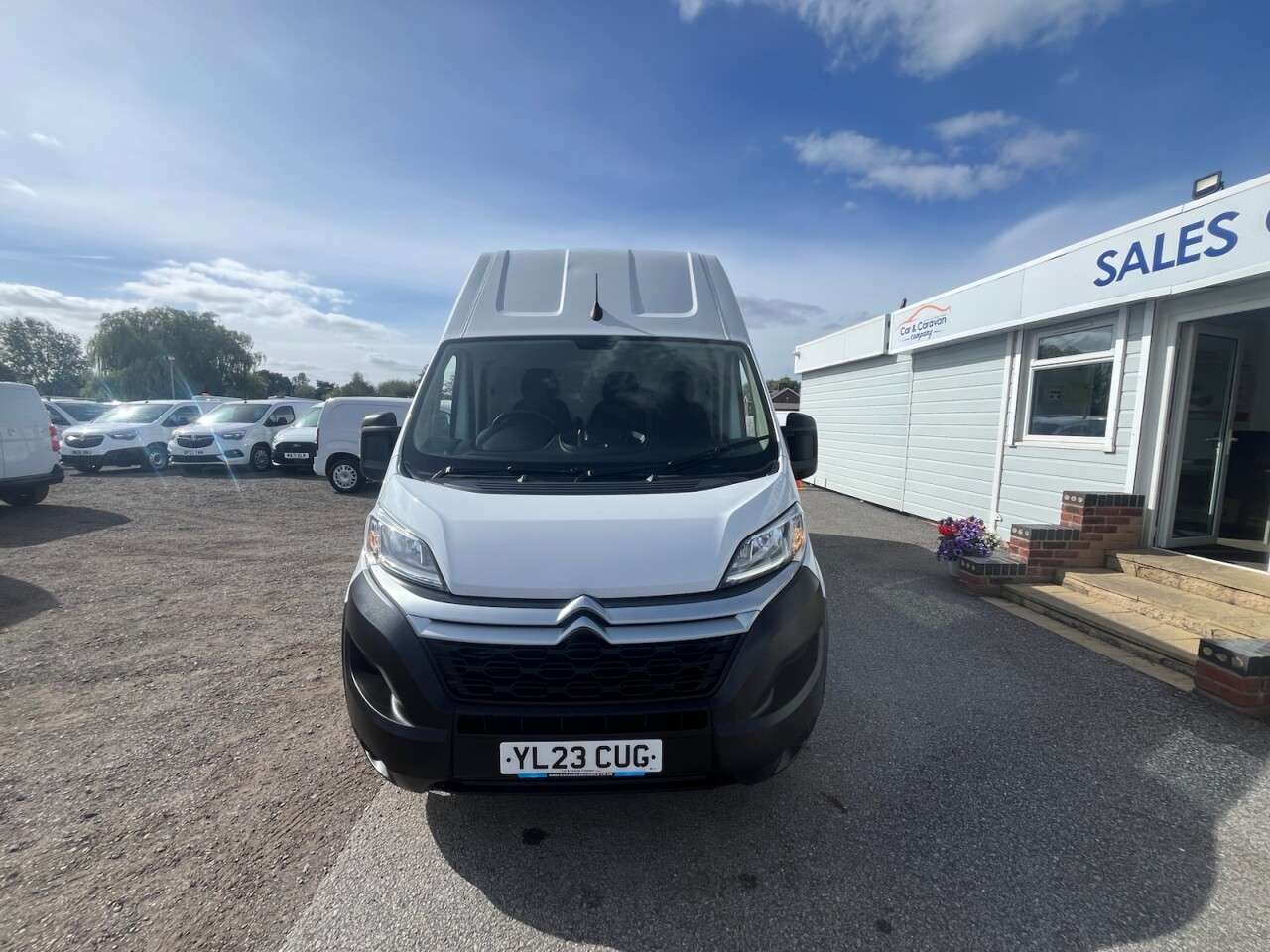 A 2023 CITROEN RELAY 2.2 BlueHDi 35 Enterprise Edition Panel Van 5dr Diesel Manual L3 Extra High A 2023 CITROEN RELAY 2.2 BlueHDi 35 Enterprise Edition Panel Van 5dr Diesel Manual L3 Extra High