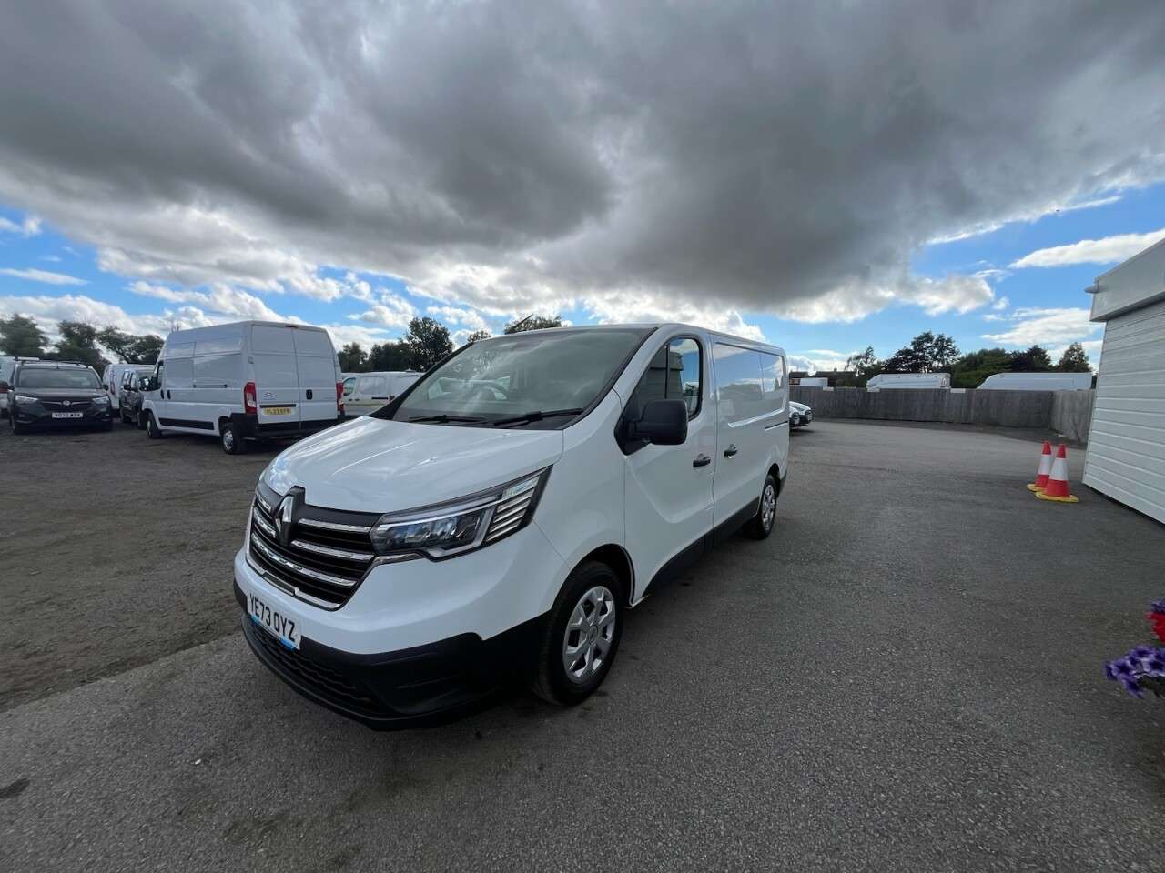 2023 RENAULT TRAFIC 2023 RENAULT TRAFIC