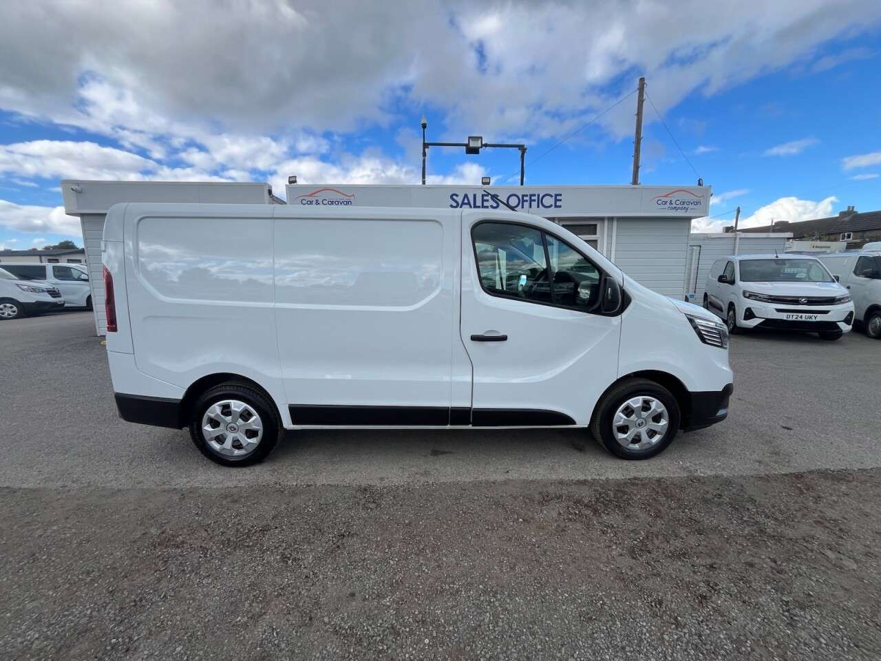 2023 RENAULT TRAFIC 2023 RENAULT TRAFIC