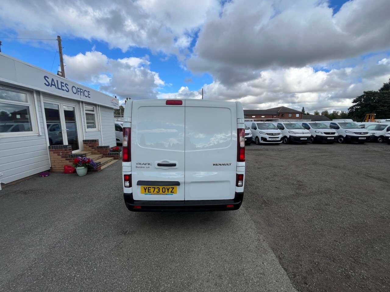 2023 RENAULT TRAFIC 2023 RENAULT TRAFIC