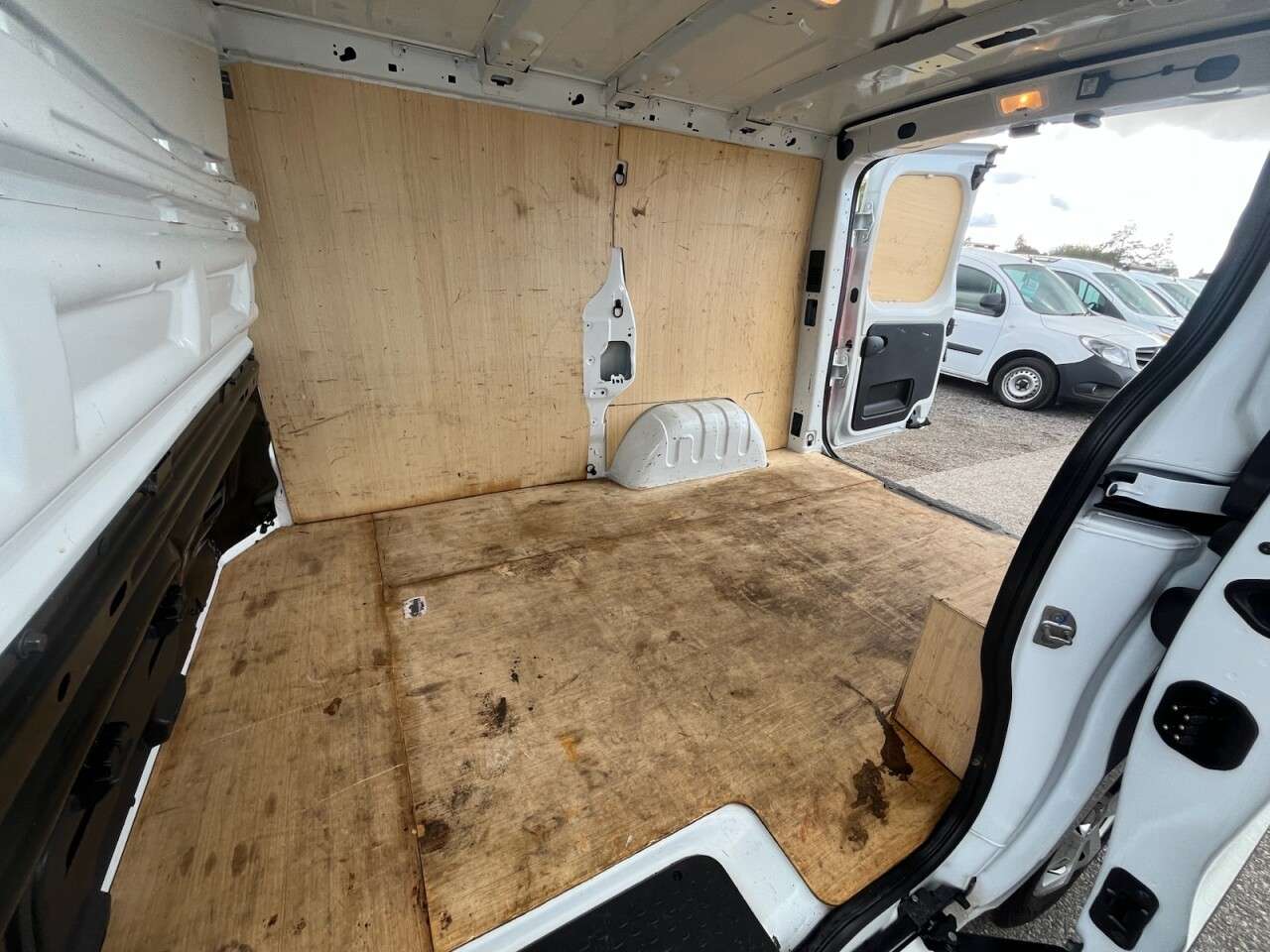 2023 RENAULT TRAFIC 2023 RENAULT TRAFIC