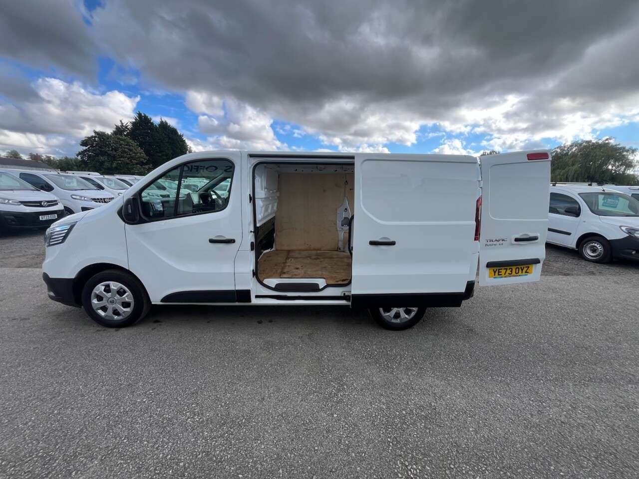 2023 RENAULT TRAFIC 2023 RENAULT TRAFIC
