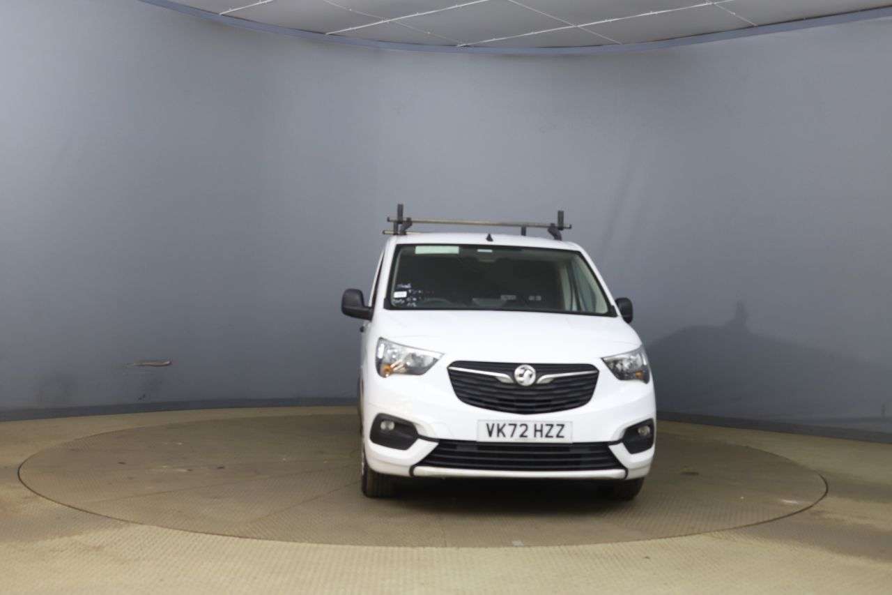 A 2022 VAUXHALL COMBO 1.5 Turbo D 2000 Sportive Panel Van 5dr Diesel Manual L1 H1 Euro 6 (100 ps) A 2022 VAUXHALL COMBO 1.5 Turbo D 2000 Sportive Panel Van 5dr Diesel Manual L1 H1 Euro 6 (100 ps)
