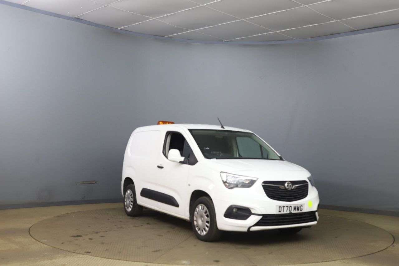 A 2021 VAUXHALL COMBO 1.5 Turbo D 2300 Sportive Panel Van 4dr Diesel Manual L1 H1 Euro 6 (100 ps) A 2021 VAUXHALL COMBO 1.5 Turbo D 2300 Sportive Panel Van 4dr Diesel Manual L1 H1 Euro 6 (100 ps)
