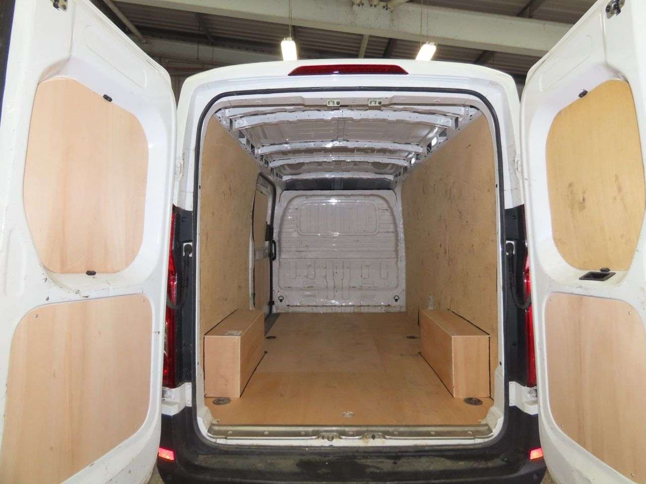 2023 MAXUS DELIVER 9 2023 MAXUS DELIVER 9