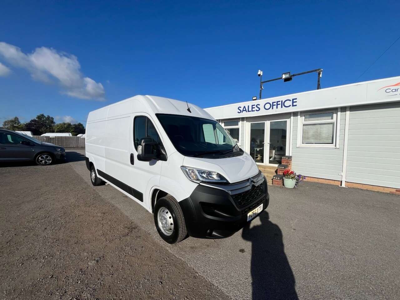 A 2023 CITROEN RELAY 2.2 BlueHDi 35 Enterprise Edition Panel Van 5dr Diesel Manual L3 High Roof A 2023 CITROEN RELAY 2.2 BlueHDi 35 Enterprise Edition Panel Van 5dr Diesel Manual L3 High Roof