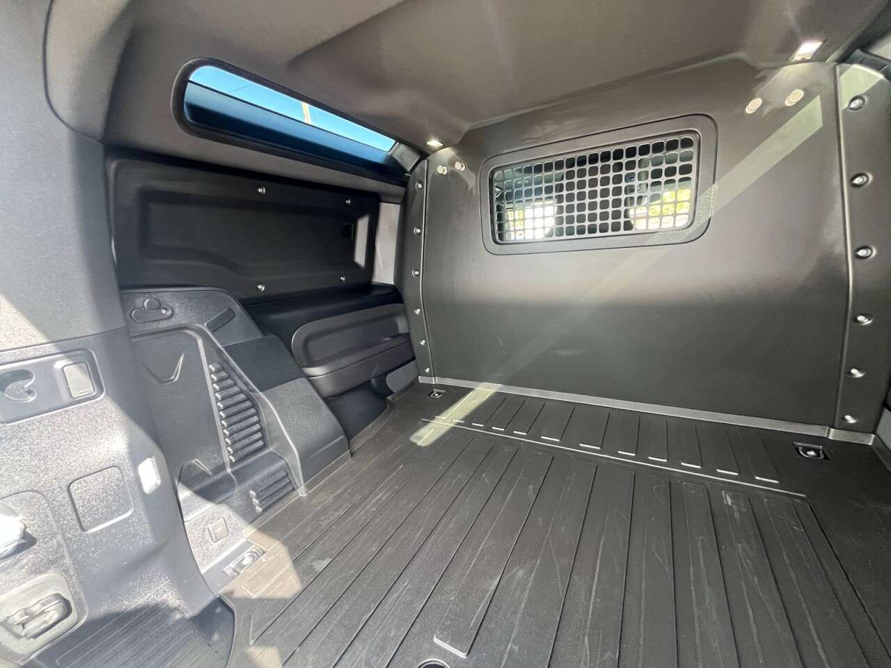 2026 LAND ROVER DEFENDER 90 2026 LAND ROVER DEFENDER 90
