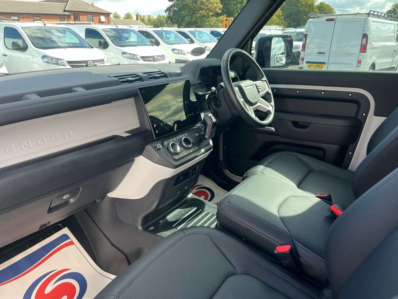 2026 LAND ROVER DEFENDER 90 2026 LAND ROVER DEFENDER 90
