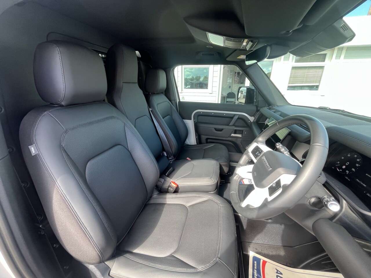 2026 LAND ROVER DEFENDER 90 2026 LAND ROVER DEFENDER 90