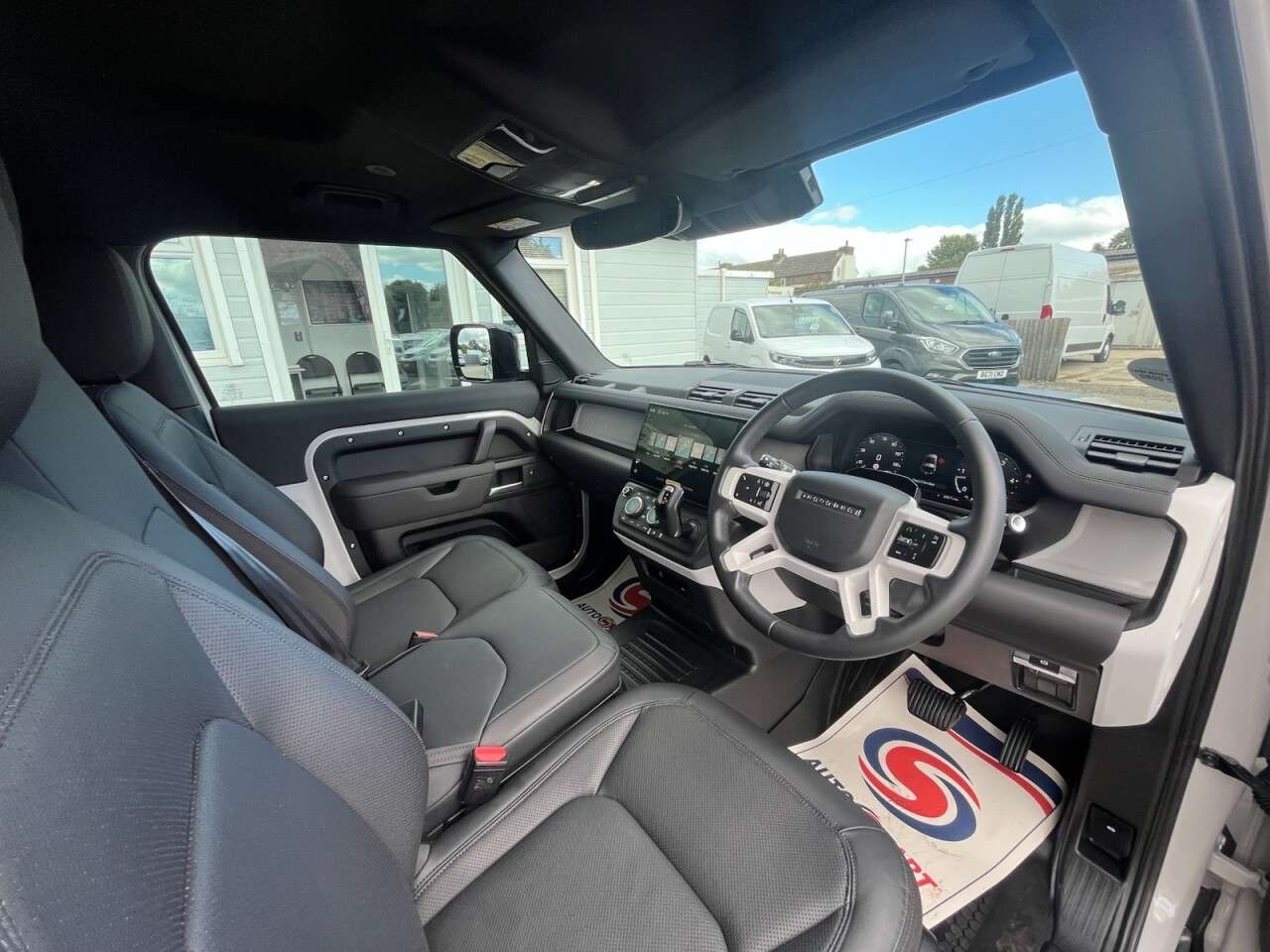2026 LAND ROVER DEFENDER 90 2026 LAND ROVER DEFENDER 90