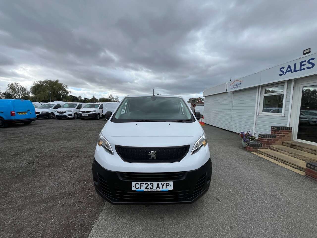 A 2023 PEUGEOT EXPERT 1.5 BlueHDi 1000 Professional Premium + Standard Panel Van 6dr Diesel Manua A 2023 PEUGEOT EXPERT 1.5 BlueHDi 1000 Professional Premium + Standard Panel Van 6dr Diesel Manua
