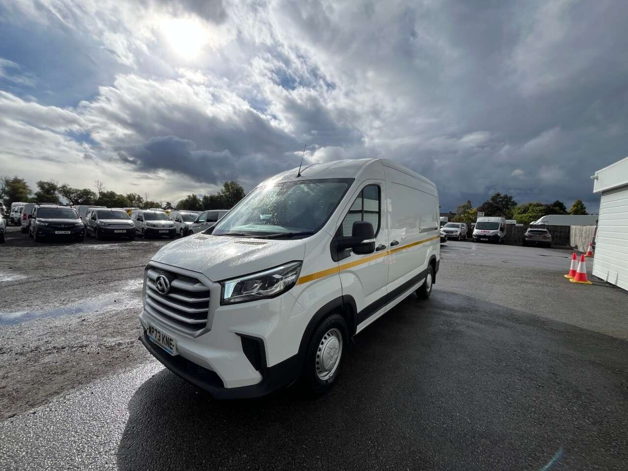 2023 MAXUS DELIVER 9 2023 MAXUS DELIVER 9