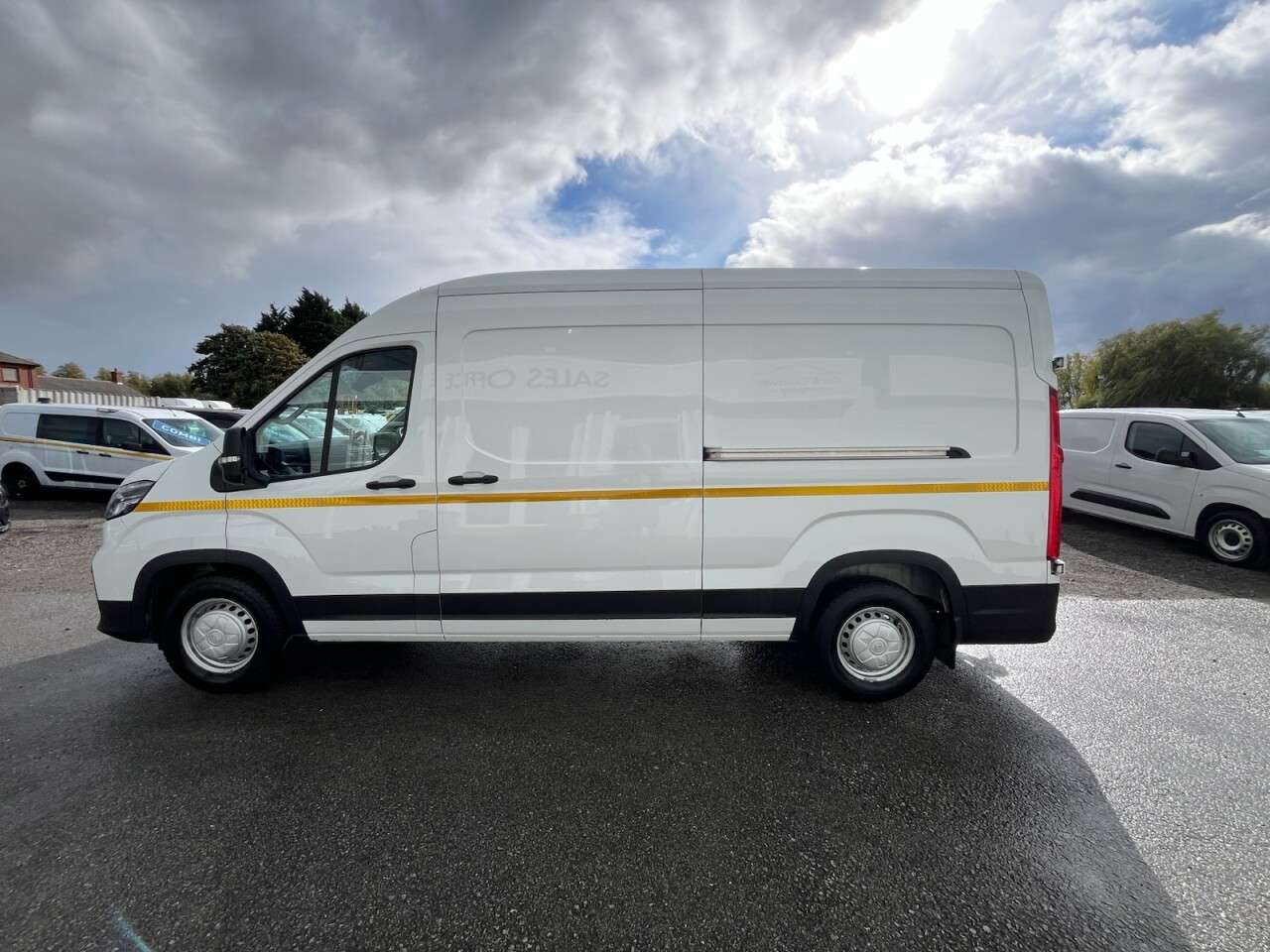 2023 MAXUS DELIVER 9 2023 MAXUS DELIVER 9