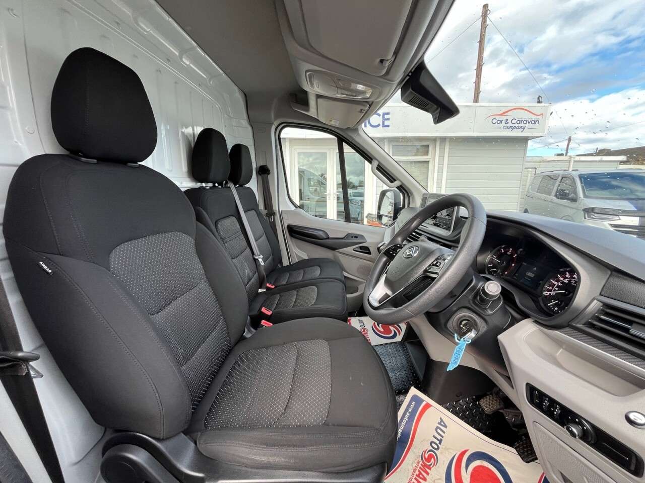 2023 MAXUS DELIVER 9 2023 MAXUS DELIVER 9