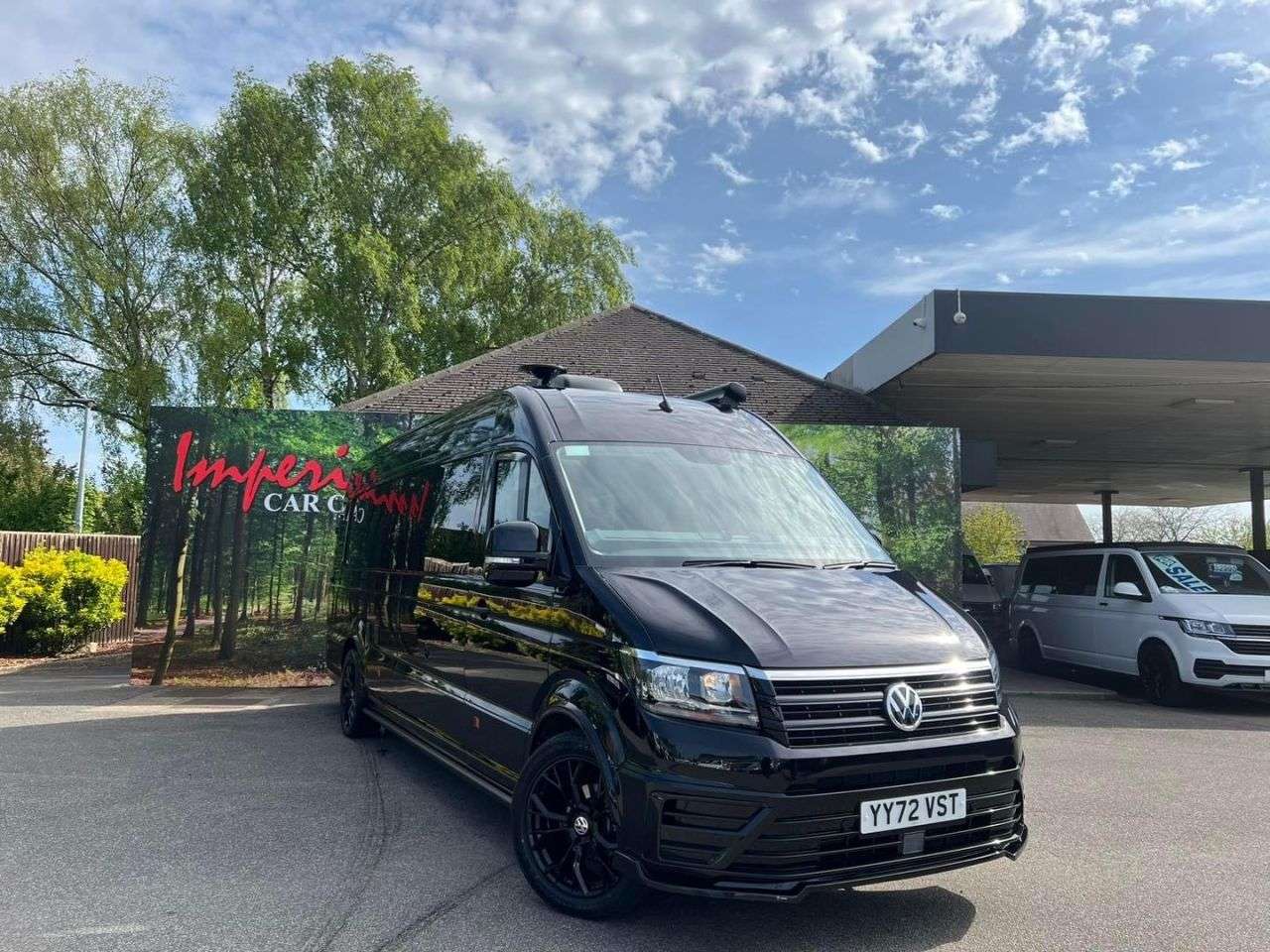 A 2022 VOLKSWAGEN CRAFTER 2.0 TDI CR35 Trendline Maxi Panel Van 5dr Diesel Automatic FWD LWB High Roo A 2022 VOLKSWAGEN CRAFTER 2.0 TDI CR35 Trendline Maxi Panel Van 5dr Diesel Automatic FWD LWB High Roo