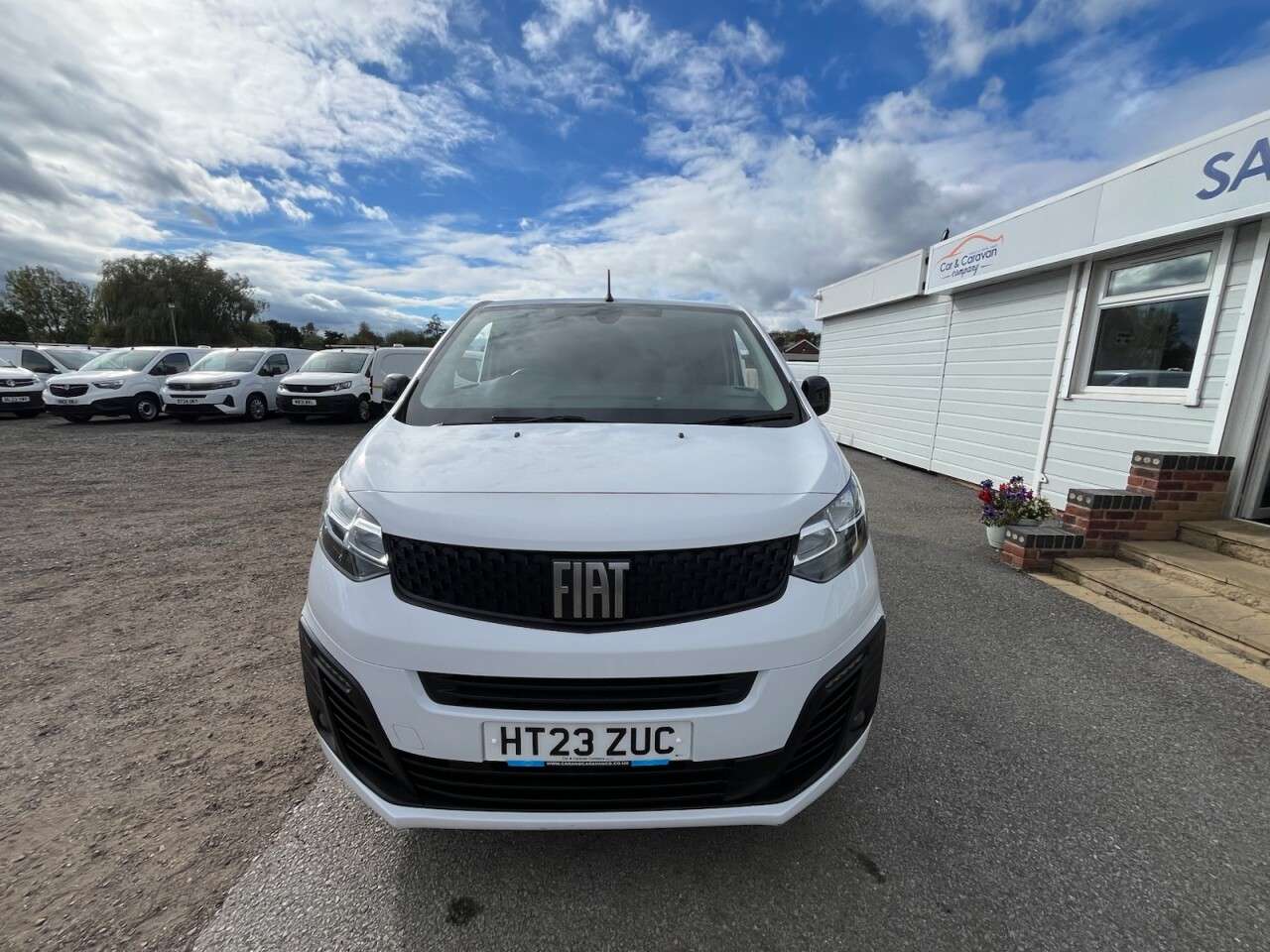 A 2023 FIAT SCUDO 1.5 BlueHDi Primo Panel Van 6dr Diesel Manual LWB Euro 6 (s/s) (100 ps) A 2023 FIAT SCUDO 1.5 BlueHDi Primo Panel Van 6dr Diesel Manual LWB Euro 6 (s/s) (100 ps)