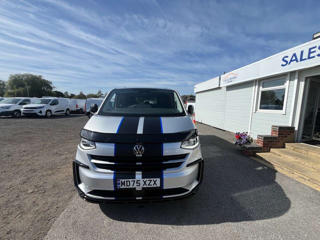 A 2025 VOLKSWAGEN TRANSPORTER 2.0 TDI T30 Commerce Pro Kombi Double Cab 5dr Diesel Auto SWB Euro 6 (s/s) A 2025 VOLKSWAGEN TRANSPORTER 2.0 TDI T30 Commerce Pro Kombi Double Cab 5dr Diesel Auto SWB Euro 6 (s/s)