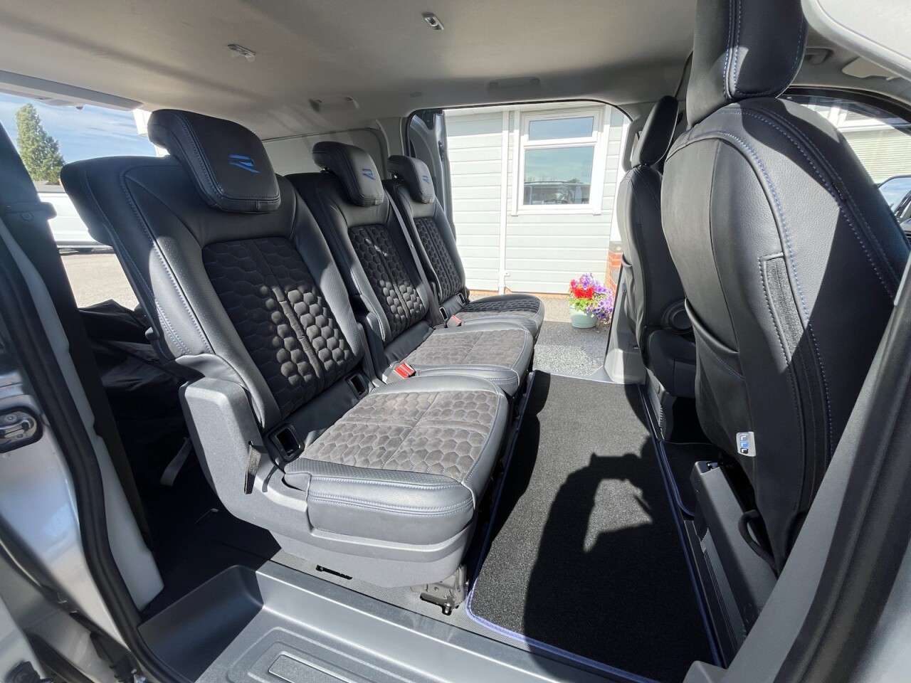 2025 VOLKSWAGEN TRANSPORTER 2025 VOLKSWAGEN TRANSPORTER