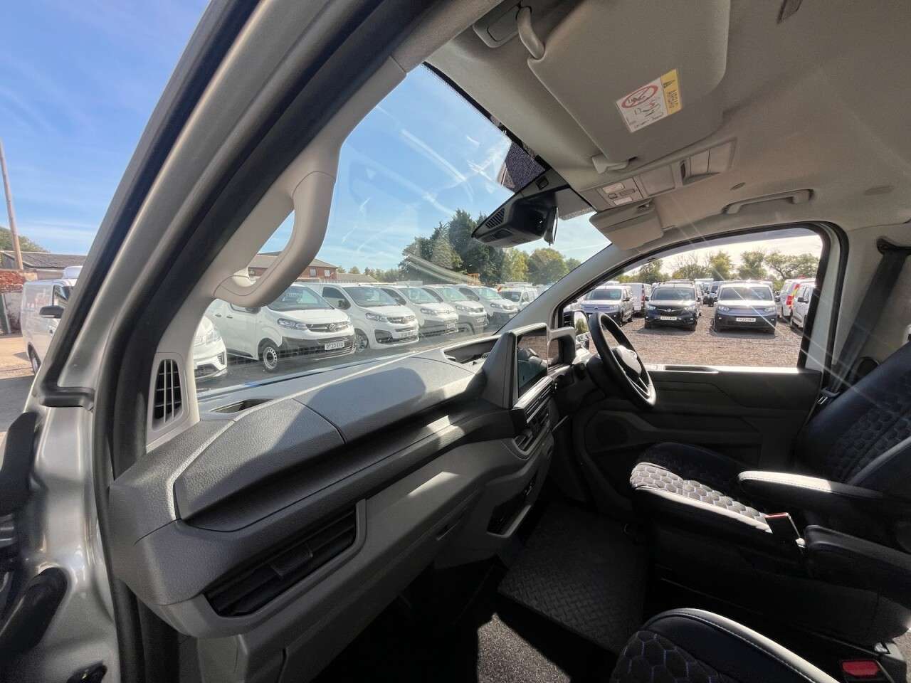2025 VOLKSWAGEN TRANSPORTER 2025 VOLKSWAGEN TRANSPORTER
