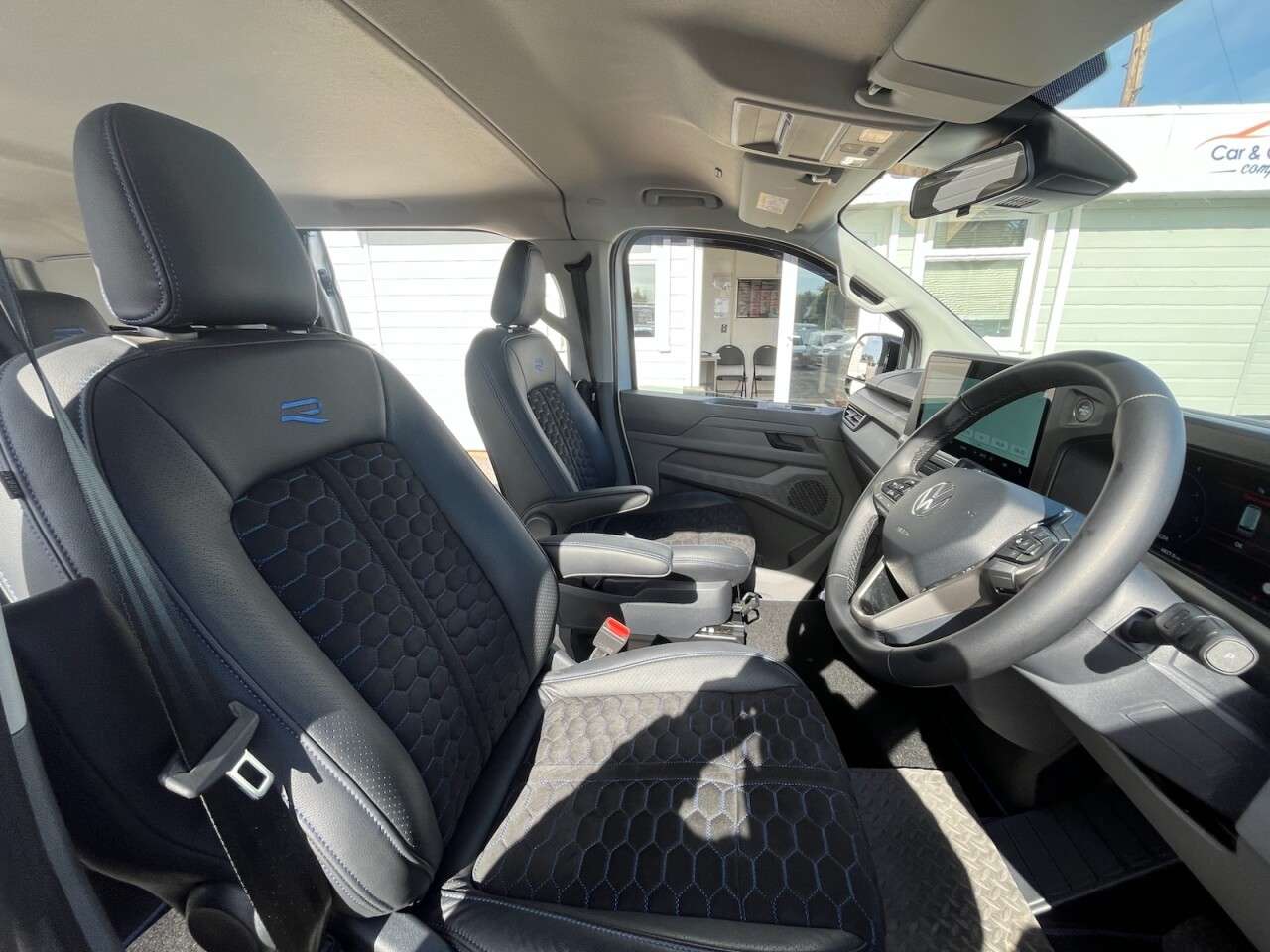 2025 VOLKSWAGEN TRANSPORTER 2025 VOLKSWAGEN TRANSPORTER