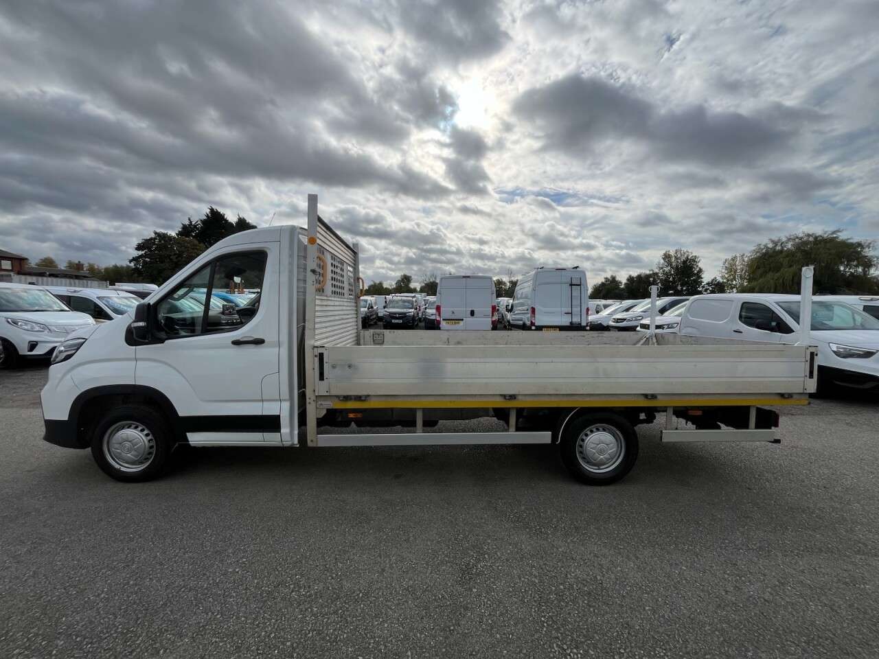 2023 MAXUS DELIVER 9 2023 MAXUS DELIVER 9