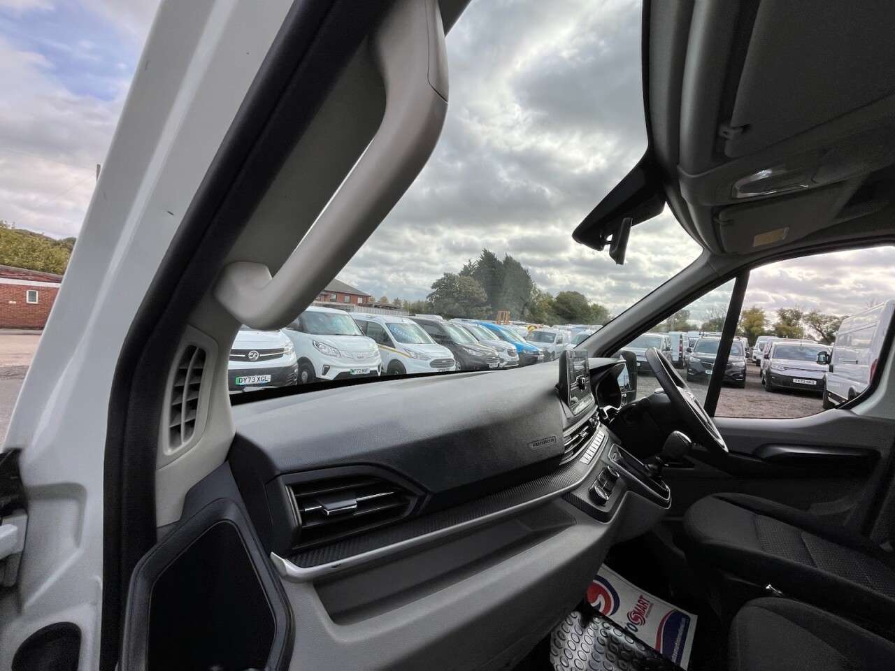 2023 MAXUS DELIVER 9 2023 MAXUS DELIVER 9