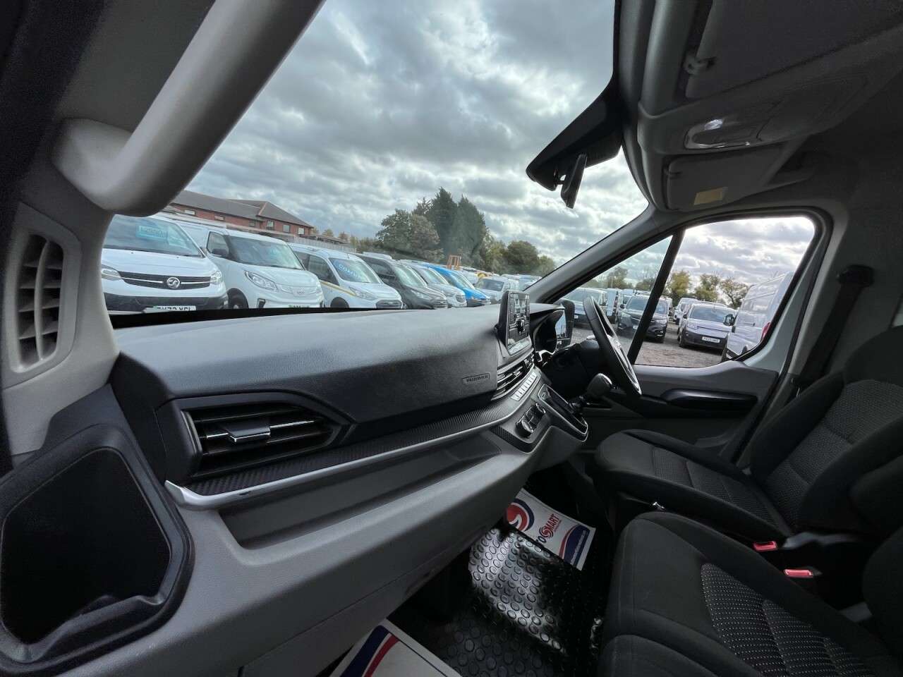 2023 MAXUS DELIVER 9 2023 MAXUS DELIVER 9